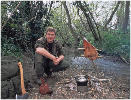 Ray Mears: Pionero del Bushcraft y la Supervivencia Natural