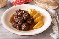 Carne de cabra guisada