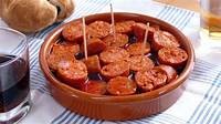Chorizos a la sidra