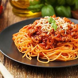 Espaguettis boloñesa