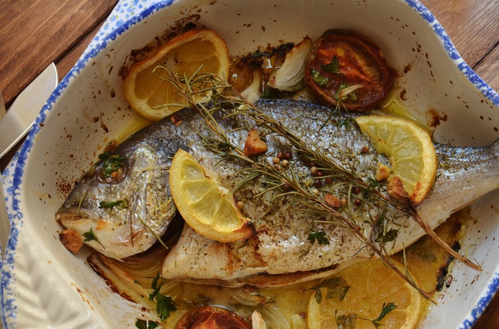 Dorada al horno con limon y hierbas