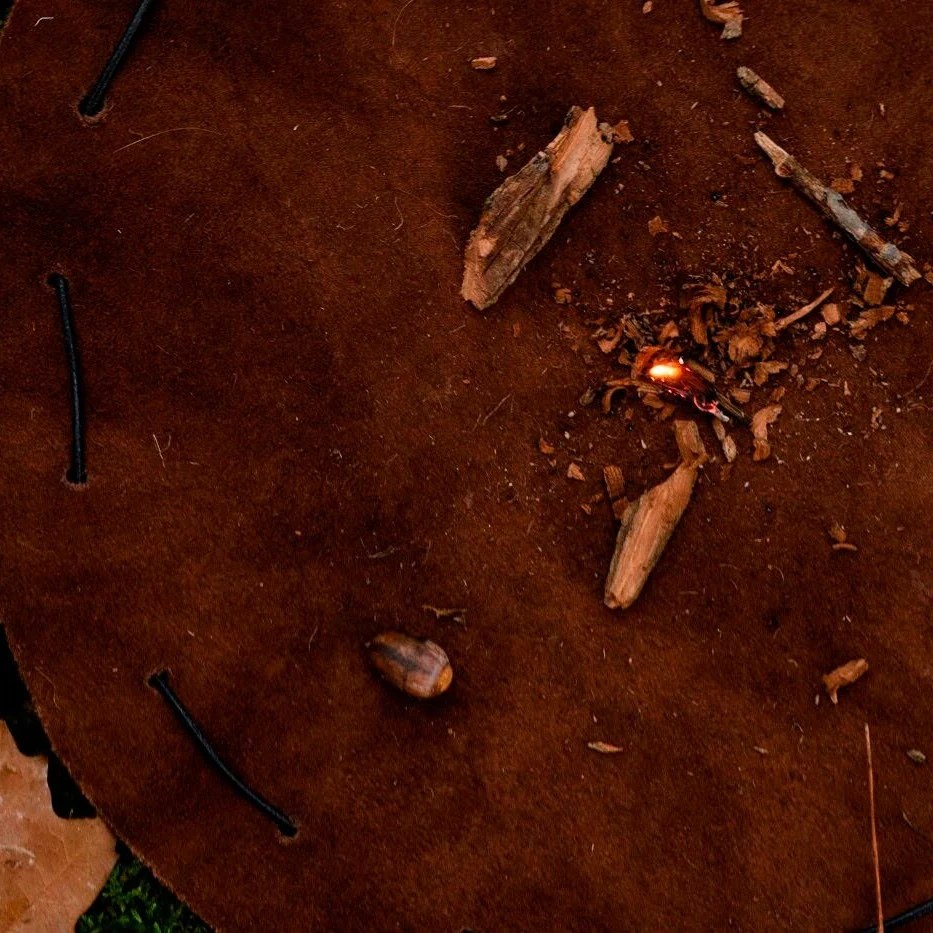 Bolsa de yesca de cuero para bushcraft | Bolsa de yesca | Bushcraft y camping | Artesania en cuero | Bolsa de cuero | Bolsa de antigua