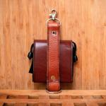 Bolsa de forrajear plegable en cuero para bushcraft.