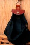 Bolsa de forrajear plegable en cuero para bushcraft.