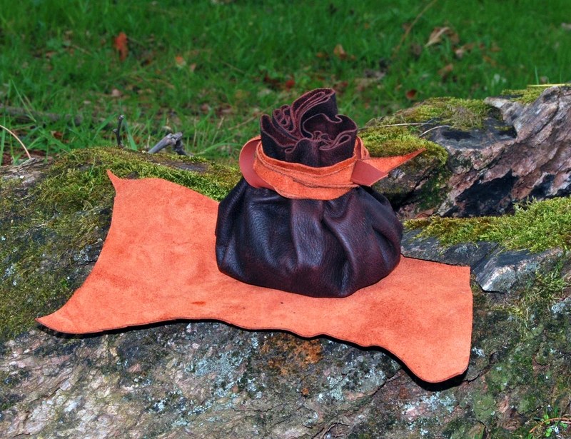 bolsa rústica y tradicional para yesca