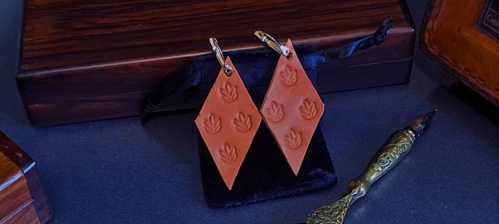 Colección: El Oráculo de la Tierra – Relieve Ancestral Mod. 7