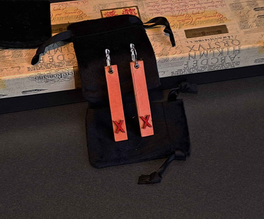 Pendientes, Madera y cuero natural, artesanía, hecho a mano. Colección El oráculo del Aire Mod.4