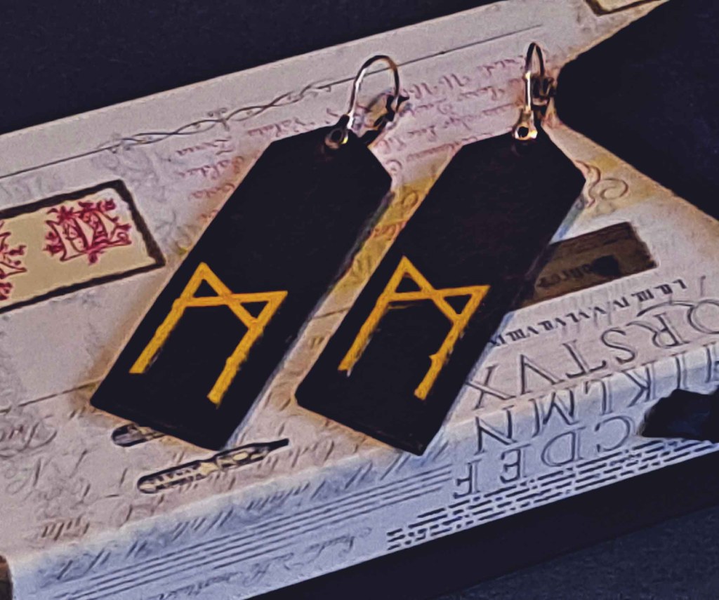 Pendientes, Madera y cuero natural, artesanía, hecho a mano. Colección El oráculo del Aire Mod. 8