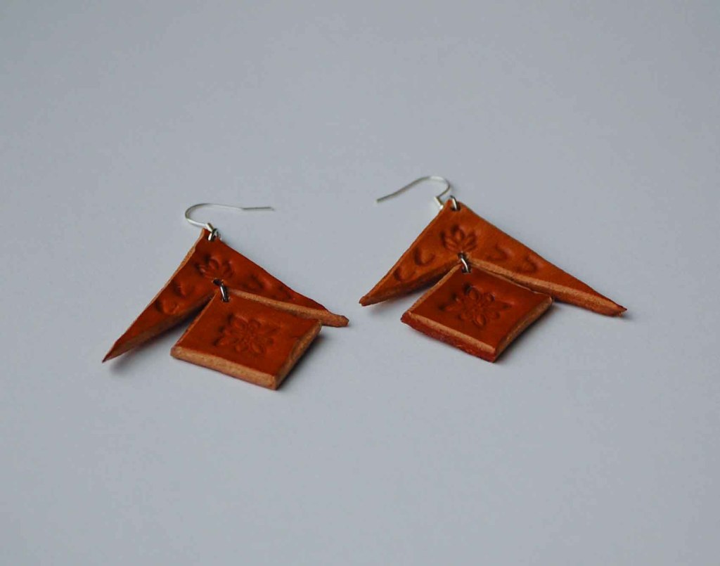 Pendientes - Modelo 01 – Formas - Colección Bosquejo.
