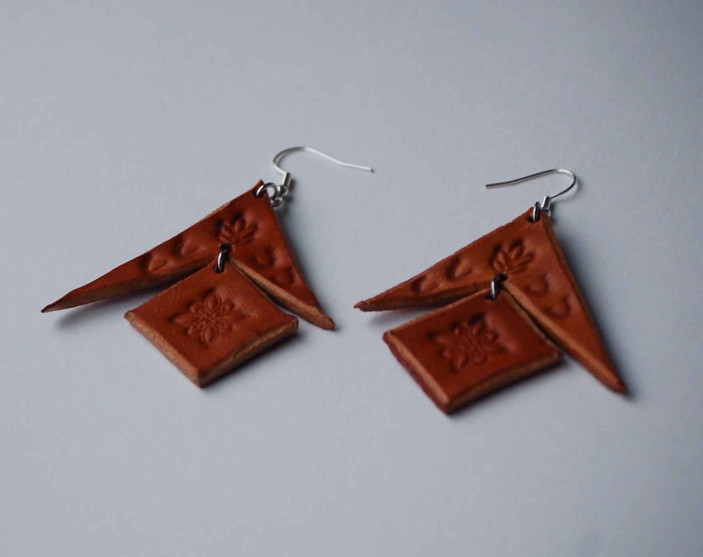 Pendientes - Modelo 01 – Formas - Colección Bosquejo.