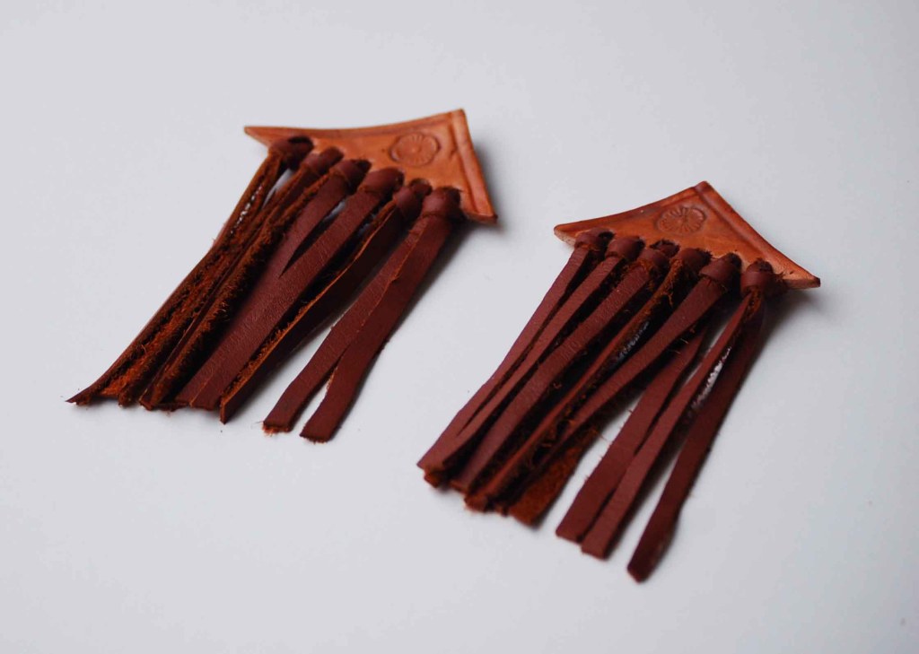 Pendientes Modelo 02-Modelo Aire-Colección Bosquejo