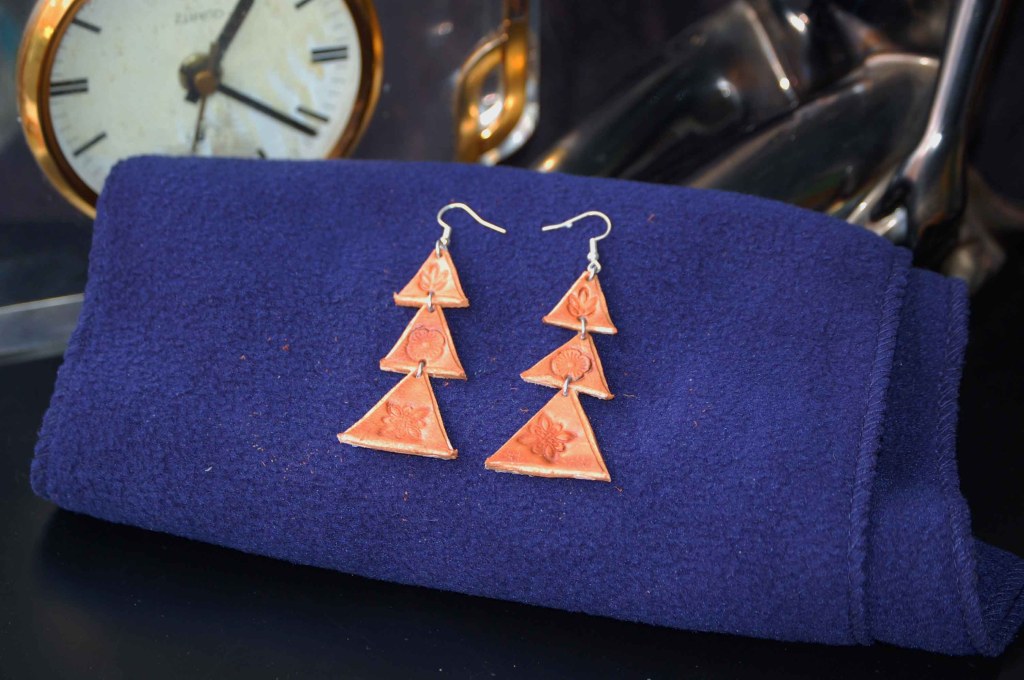 Pendientes Modelo 03 - Deriva - Colección Bosquejo