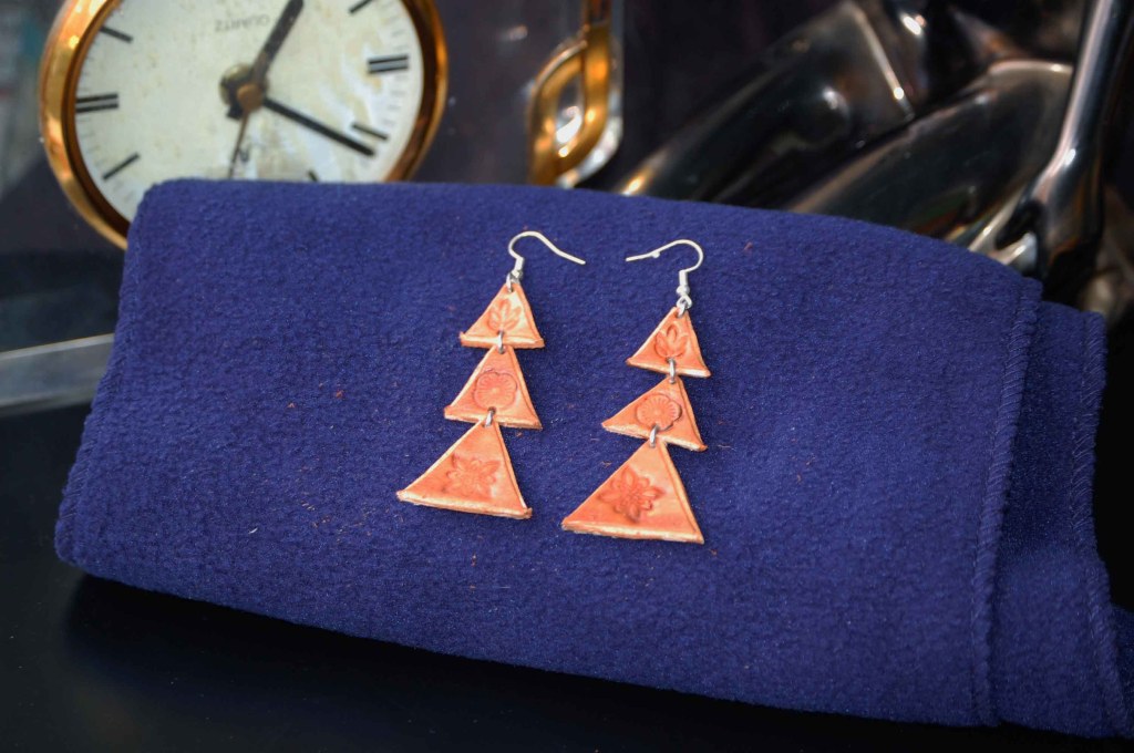 Pendientes Modelo 03 - Deriva - Colección Bosquejo